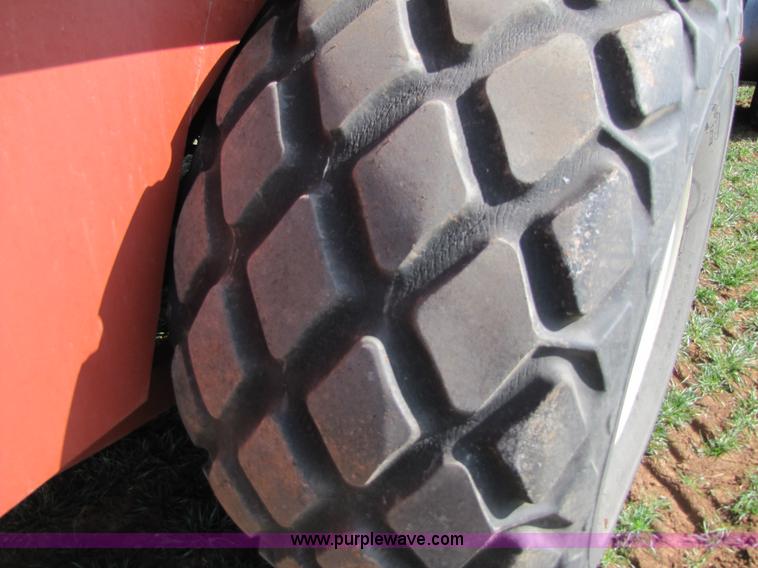 image for item 3502 1994 Hesston 4900 square baler