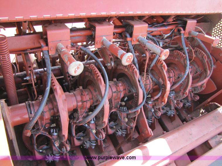 image for item 3502 1994 Hesston 4900 square baler