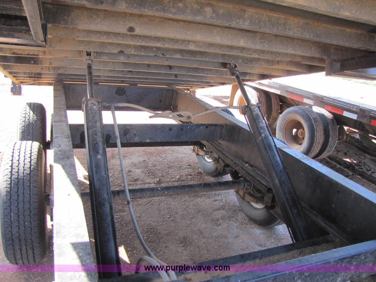 image for item 3505 2008 Texas Pride 16' end dump goose neck trailer