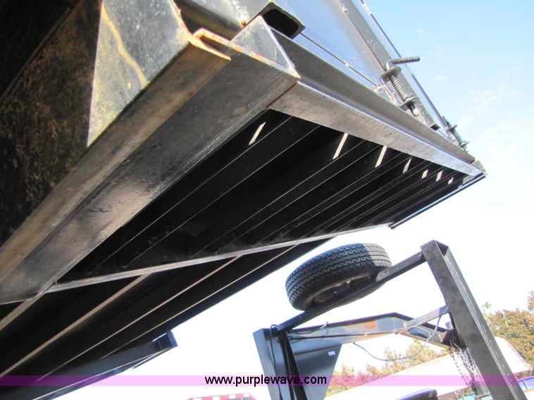 image for item 3505 2008 Texas Pride 16' end dump goose neck trailer