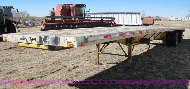 image for item 3511 1997 Transcraft Eagle W2 50' flatbed trailer