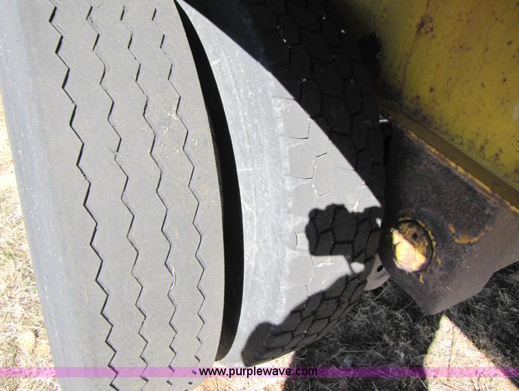 image for item 3511 1997 Transcraft Eagle W2 50' flatbed trailer