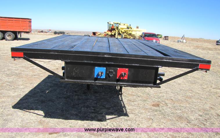 image for item 3512 1978 Jantz 6N-LP expandable combine/sprayer trailer