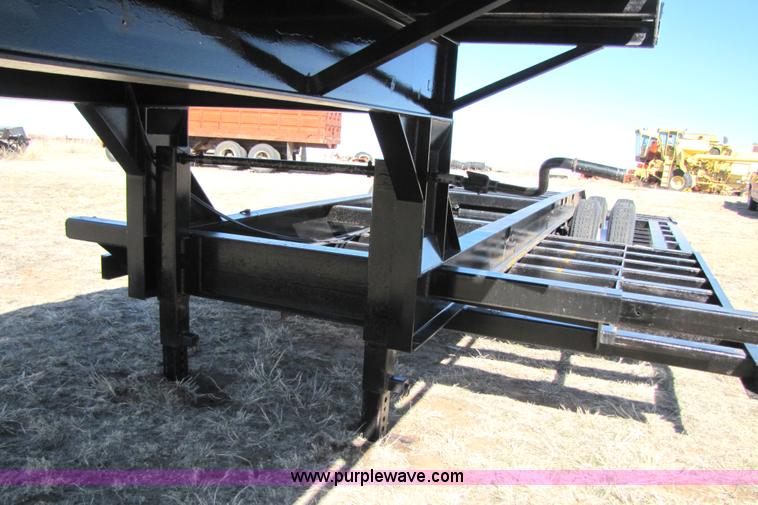 image for item 3512 1978 Jantz 6N-LP expandable combine/sprayer trailer