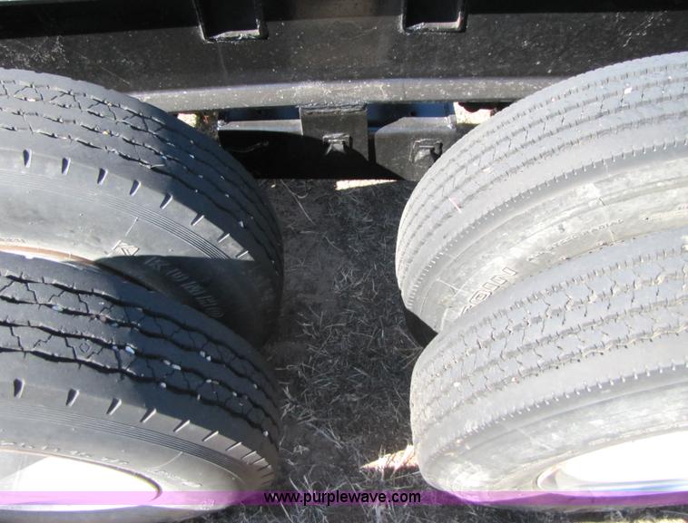 image for item 3512 1978 Jantz 6N-LP expandable combine/sprayer trailer