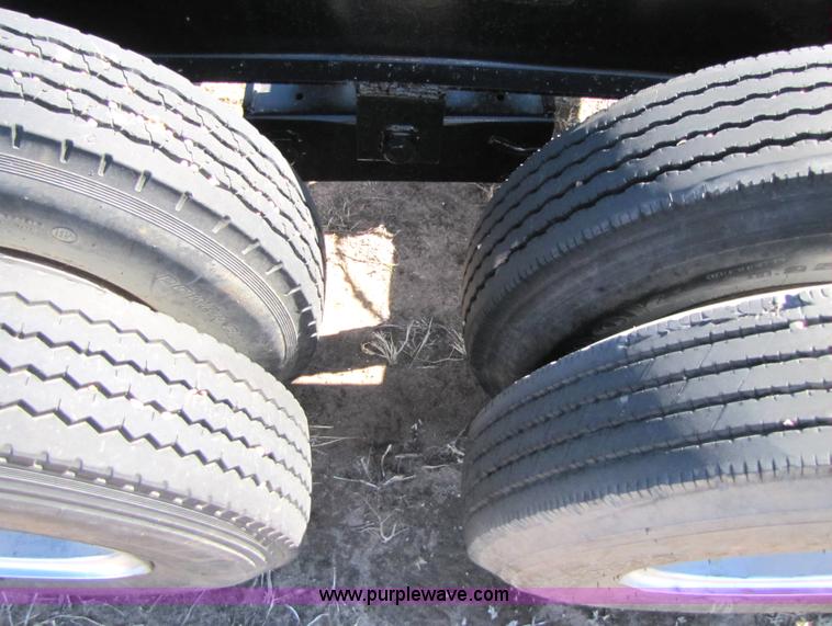 image for item 3512 1978 Jantz 6N-LP expandable combine/sprayer trailer