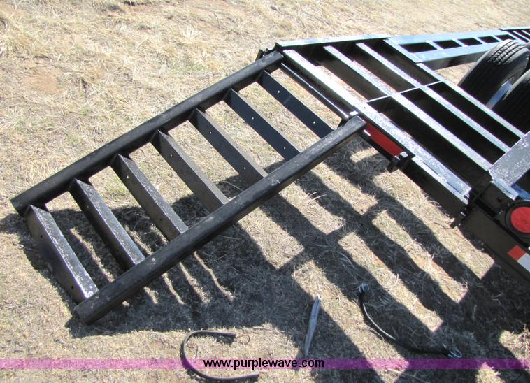 image for item 3512 1978 Jantz 6N-LP expandable combine/sprayer trailer