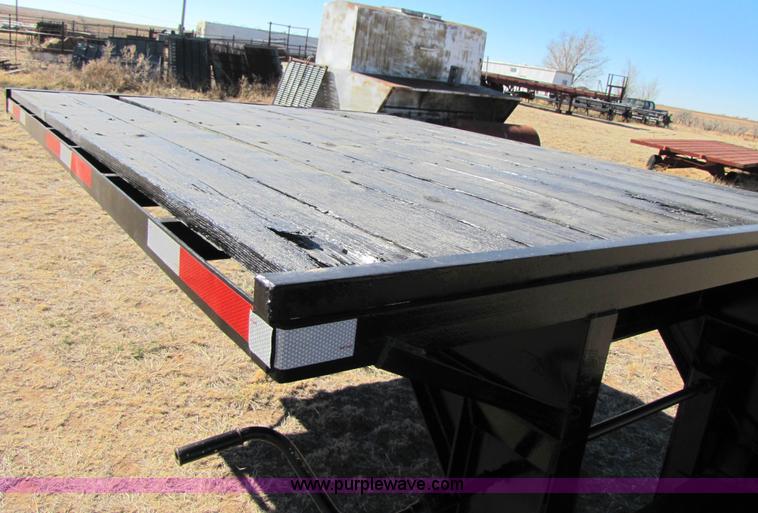 image for item 3512 1978 Jantz 6N-LP expandable combine/sprayer trailer