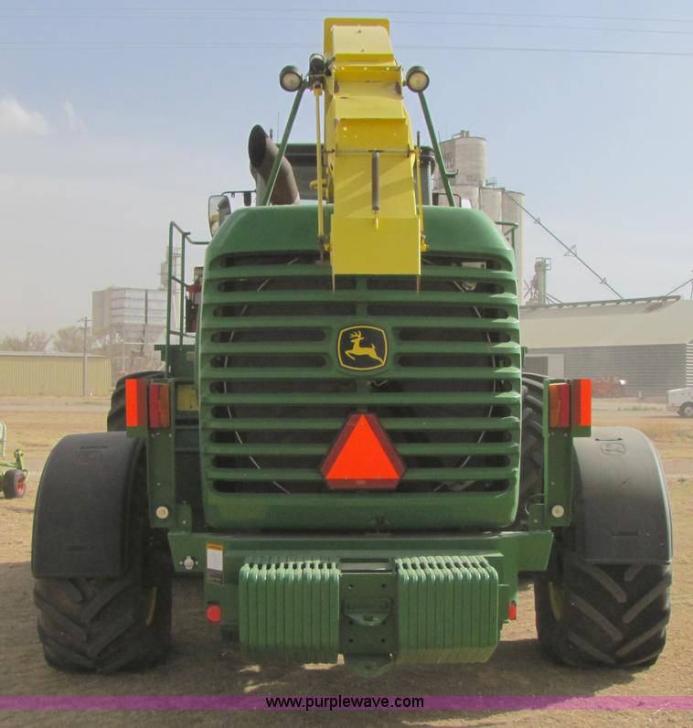 image for item 3515 2009 John Deere 7750 self propelled forage harvester