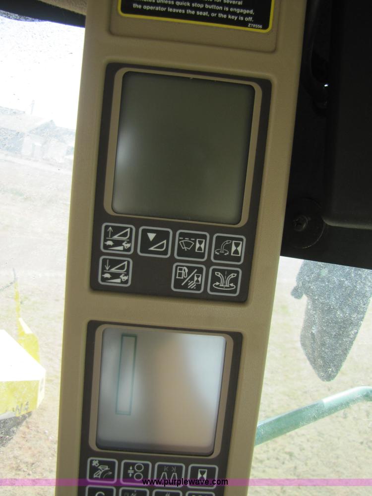 image for item 3515 2009 John Deere 7750 self propelled forage harvester