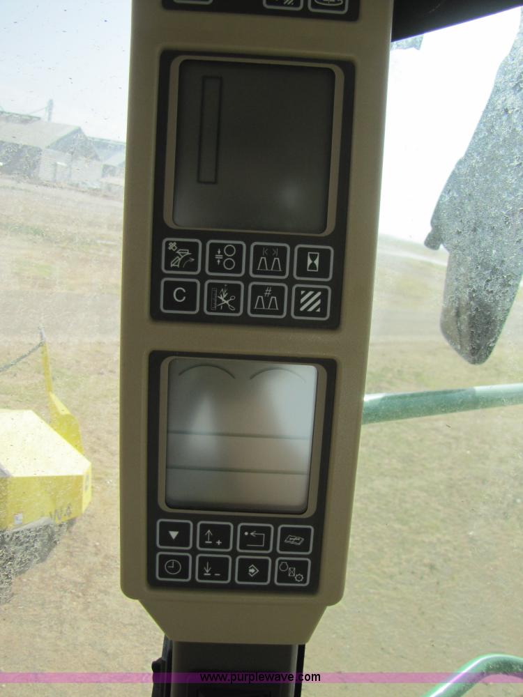 image for item 3515 2009 John Deere 7750 self propelled forage harvester