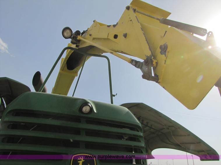 image for item 3515 2009 John Deere 7750 self propelled forage harvester
