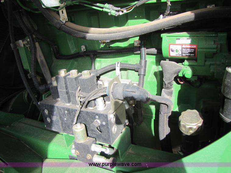 image for item 3515 2009 John Deere 7750 self propelled forage harvester