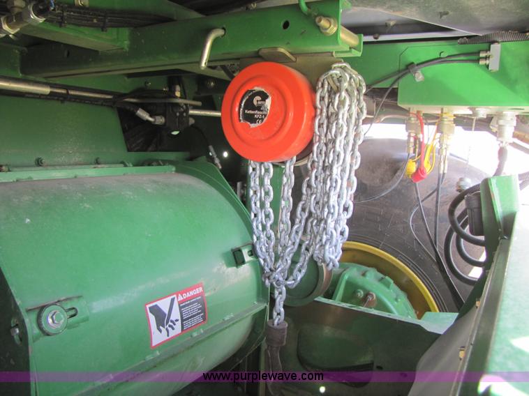 image for item 3515 2009 John Deere 7750 self propelled forage harvester