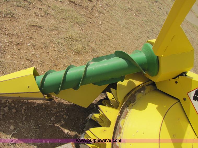image for item 3516 2009 John Deere 678 rotary harvesting forage head