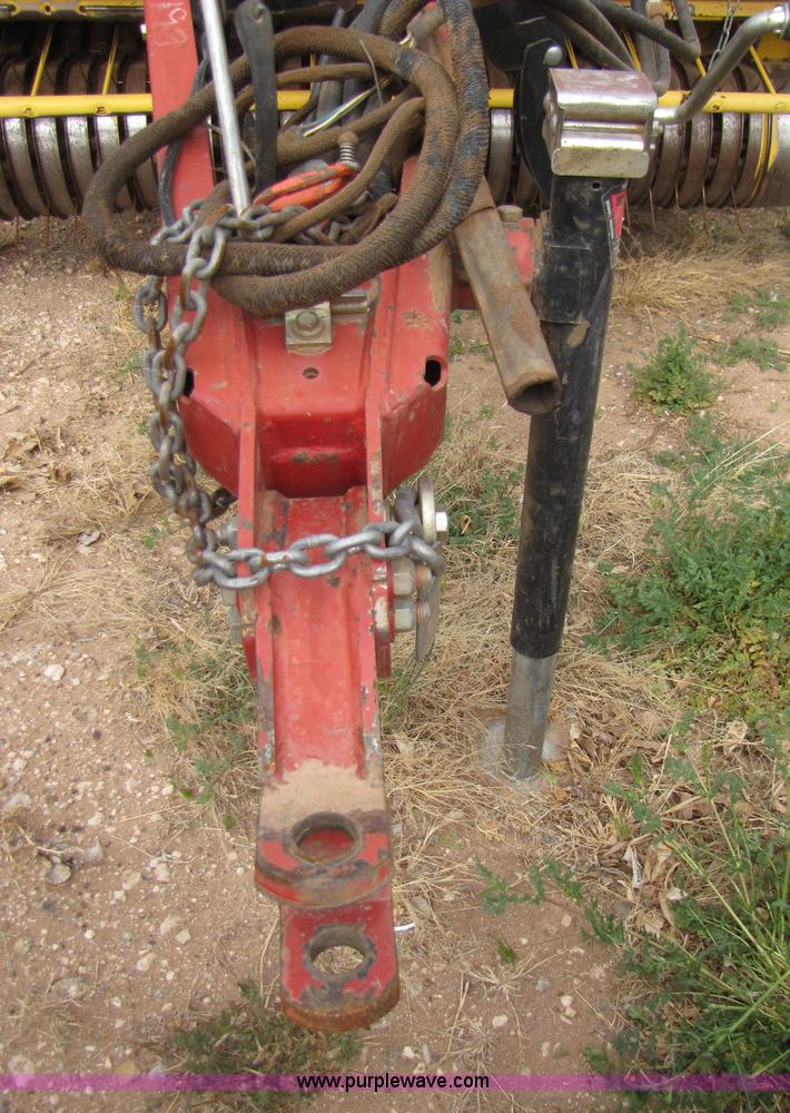 image for item 3520 2003 New Holland BR780 5'x6' round baler