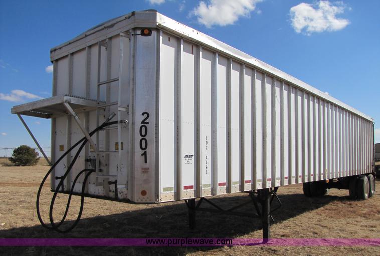 image for item 3523 2001 Red River 48' live bottom belted trailer
