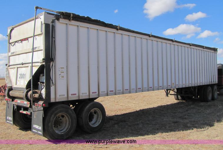 image for item 3523 2001 Red River 48' live bottom belted trailer
