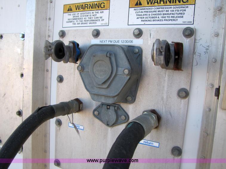 image for item 3523 2001 Red River 48' live bottom belted trailer