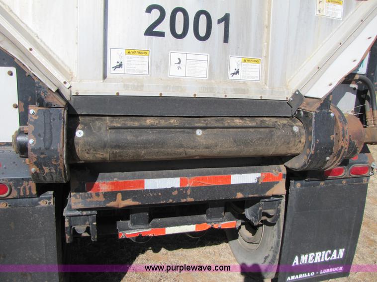 image for item 3523 2001 Red River 48' live bottom belted trailer