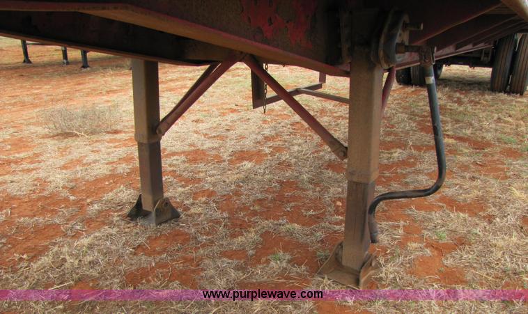 image for item 3554 1978 Aztec 48' flatbed semi trailer