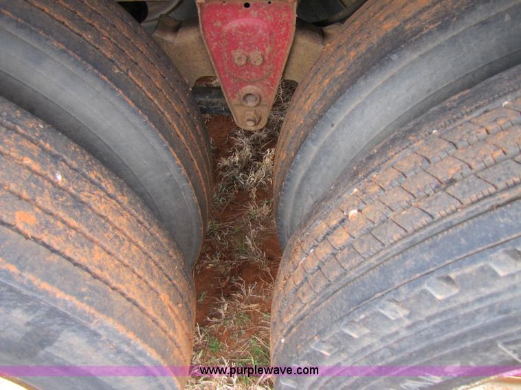 image for item 3554 1978 Aztec 48' flatbed semi trailer