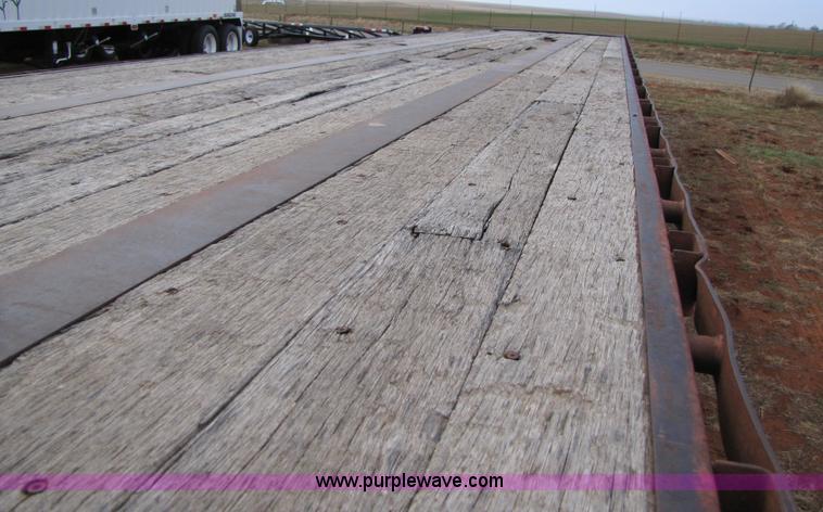 image for item 3554 1978 Aztec 48' flatbed semi trailer