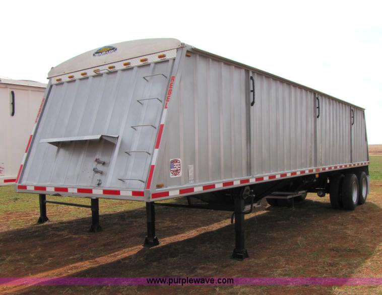 image for item 3555 2011 Rebel 34' double hopper grain trailer
