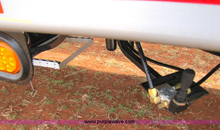 image for item 3555 2011 Rebel 34' double hopper grain trailer