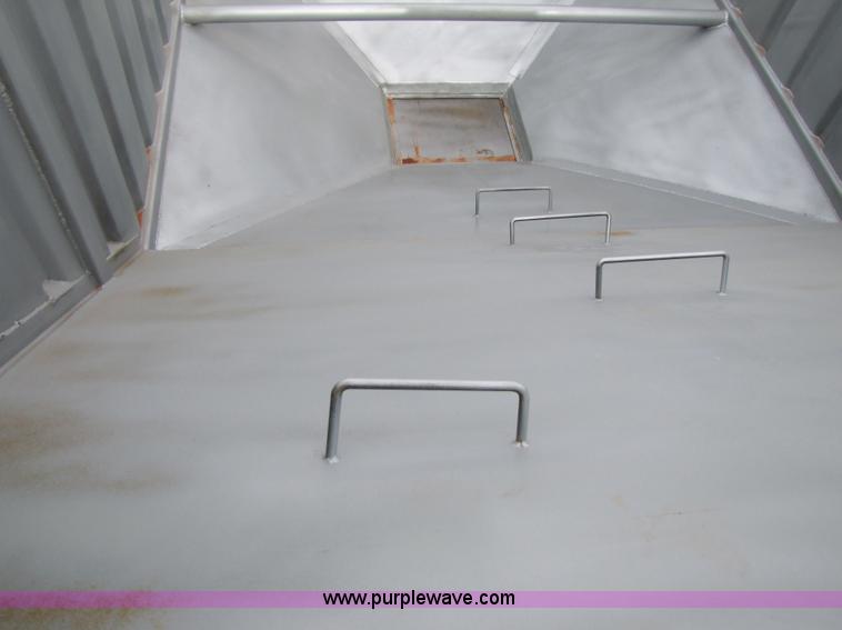 image for item 3555 2011 Rebel 34' double hopper grain trailer