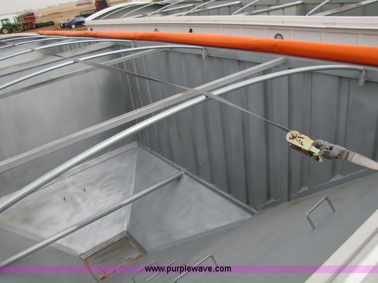 image for item 3555 2011 Rebel 34' double hopper grain trailer