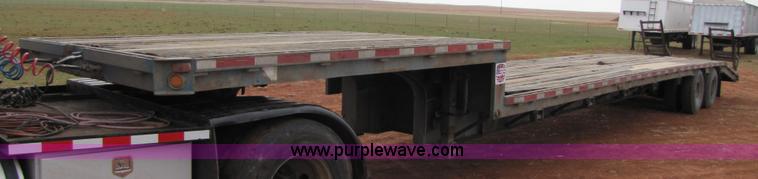image for item 3556 1978 Great Dane 50' drop deck semi trailer
