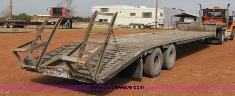 image for item 3556 1978 Great Dane 50' drop deck semi trailer