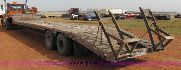 image for item 3556 1978 Great Dane 50' drop deck semi trailer
