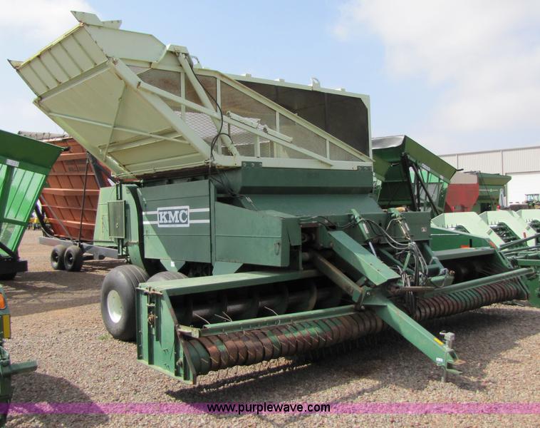 image for item 4223 1999 KMC peanut combine