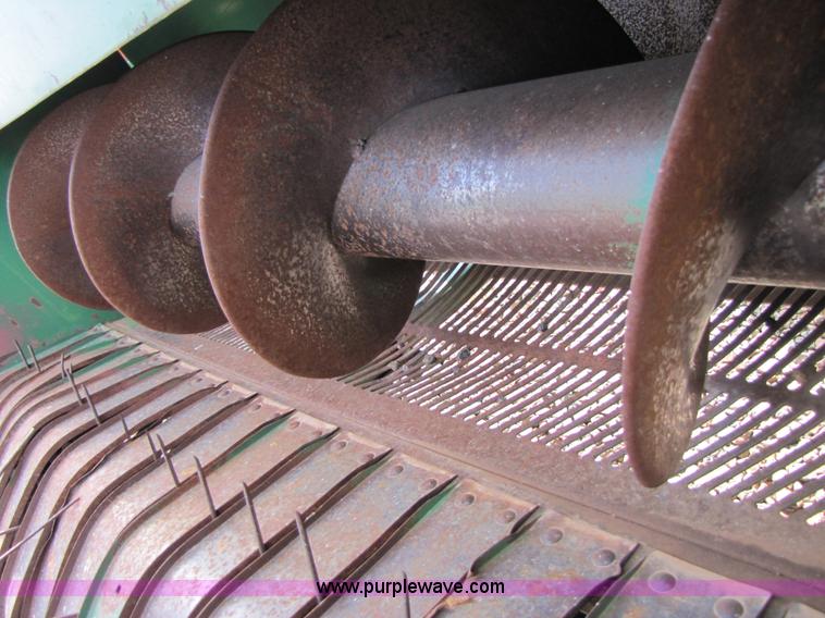 image for item 4223 1999 KMC peanut combine