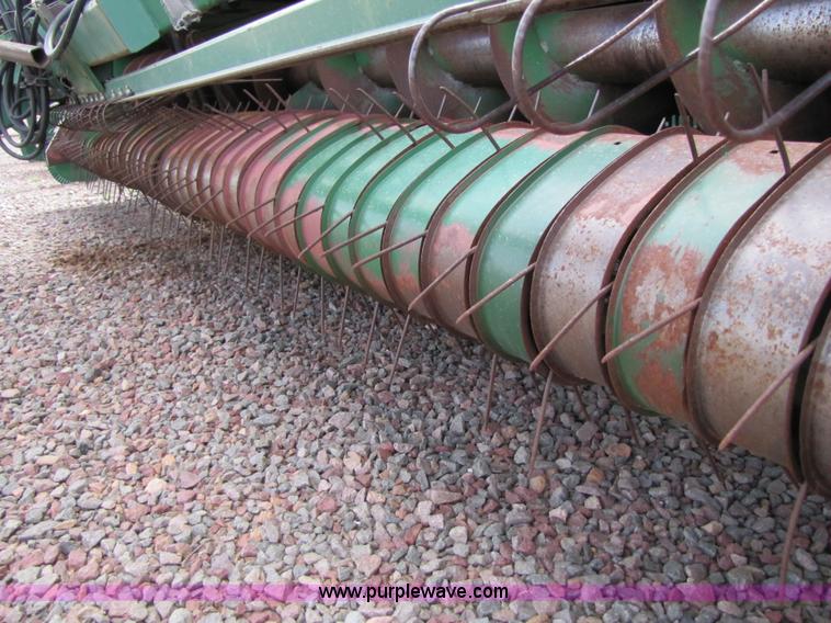 image for item 4223 1999 KMC peanut combine