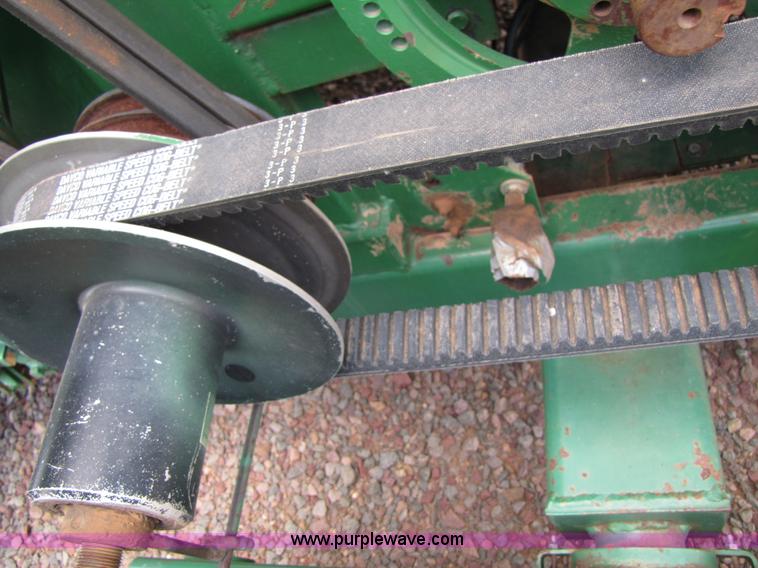 image for item 4223 1999 KMC peanut combine