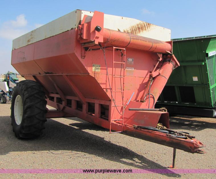 image for item 4224 Killbros 1200 grain cart