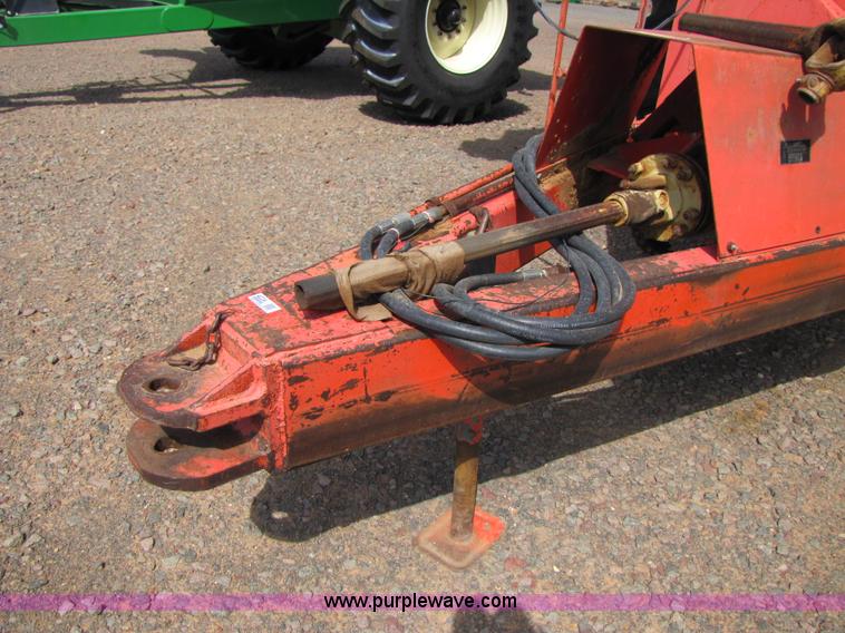 image for item 4224 Killbros 1200 grain cart