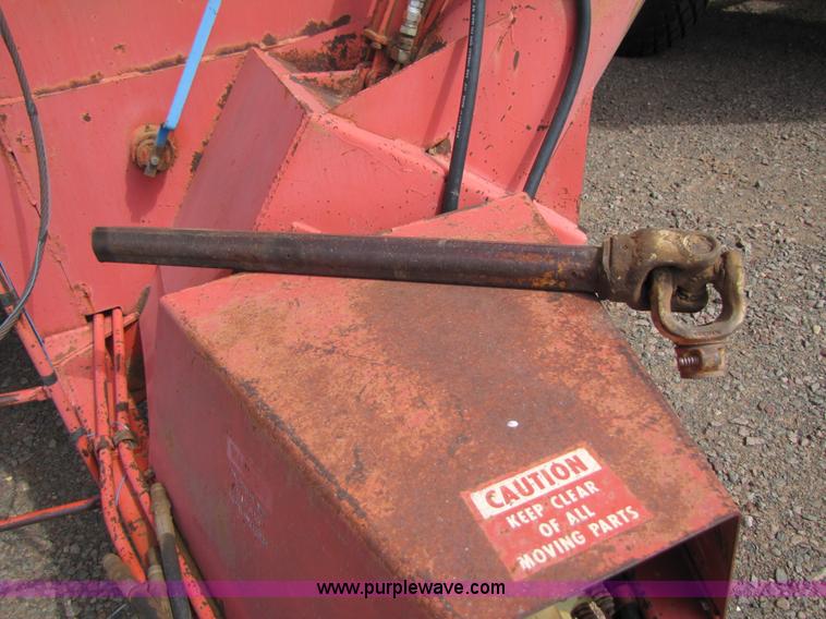 image for item 4224 Killbros 1200 grain cart