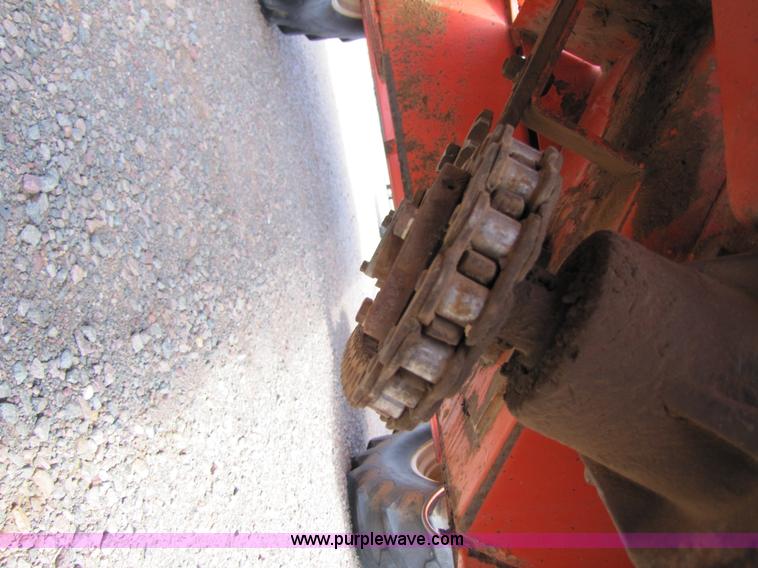 image for item 4224 Killbros 1200 grain cart