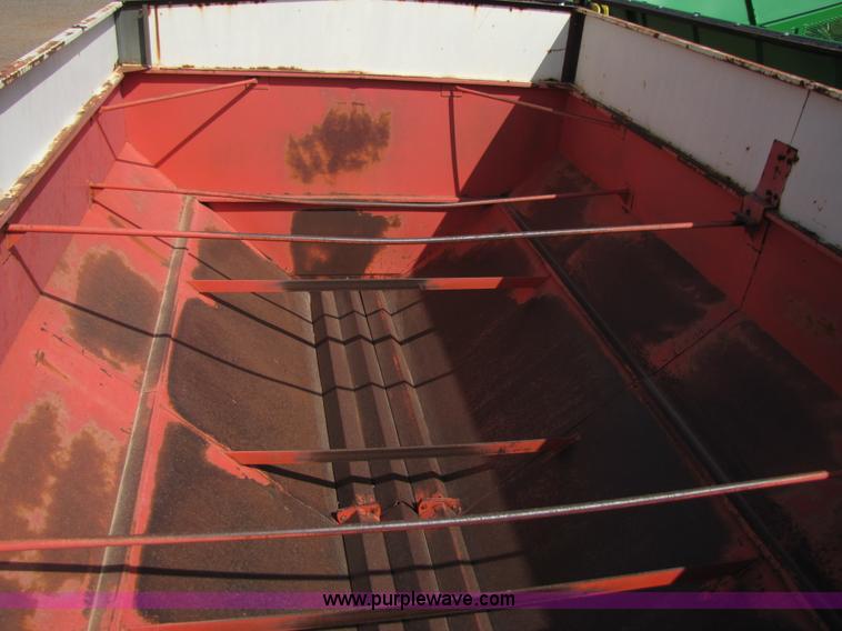 image for item 4224 Killbros 1200 grain cart