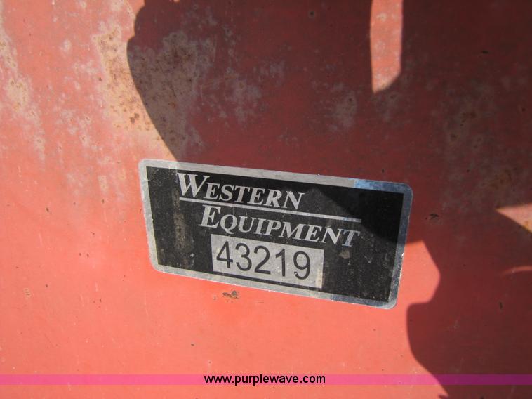 image for item 4224 Killbros 1200 grain cart