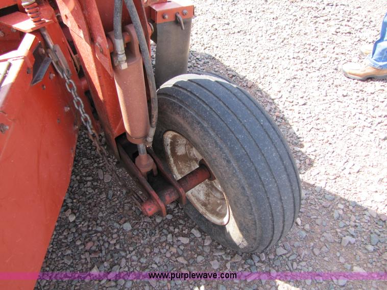 image for item 4227 Hesston 1340 center pivot disk mower