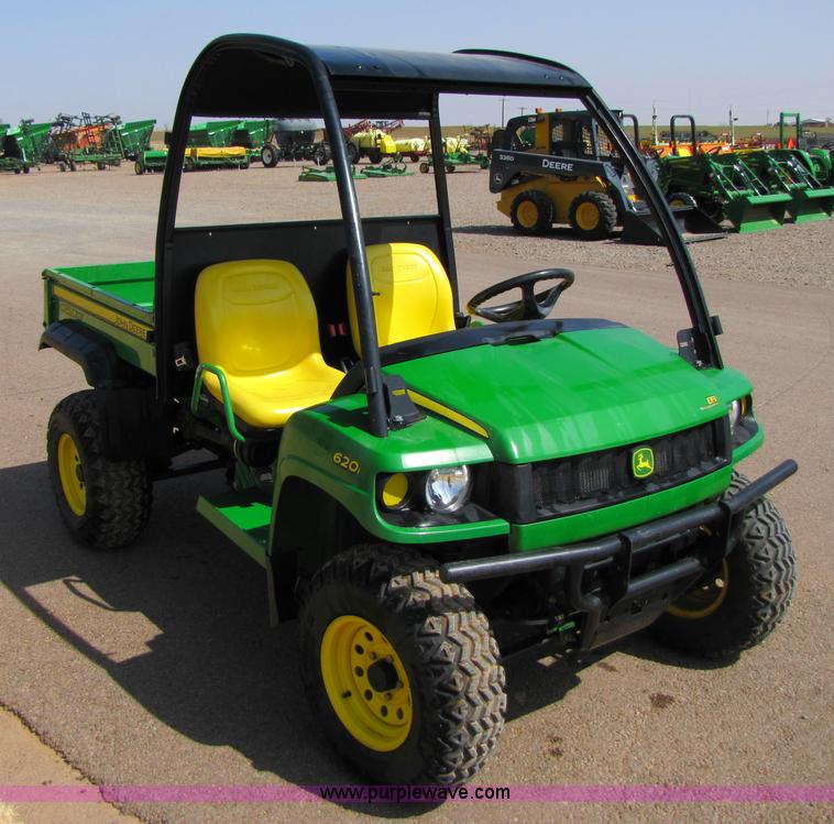 image for item 4228 John Deere Gator 620i 4x4 utility vehicle