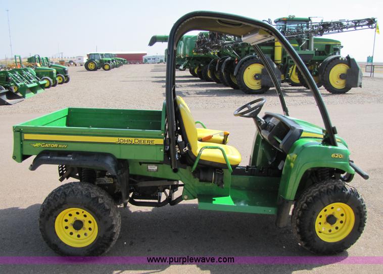 image for item 4228 John Deere Gator 620i 4x4 utility vehicle