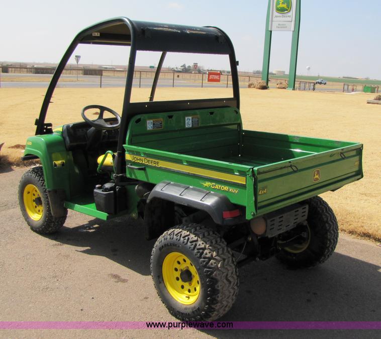image for item 4228 John Deere Gator 620i 4x4 utility vehicle