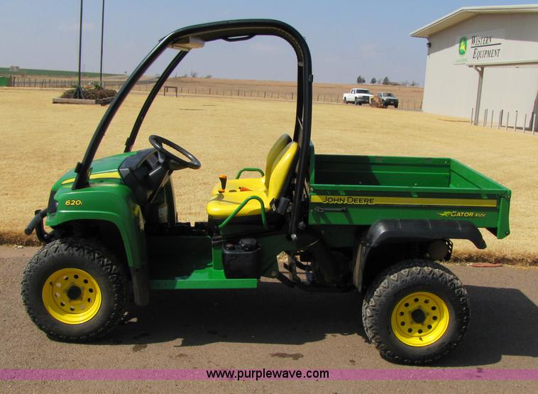 image for item 4228 John Deere Gator 620i 4x4 utility vehicle