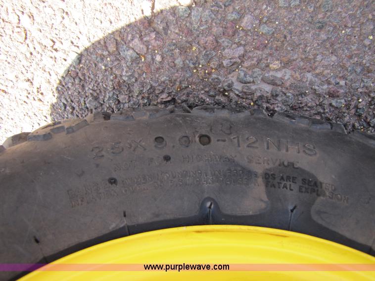 image for item 4228 John Deere Gator 620i 4x4 utility vehicle